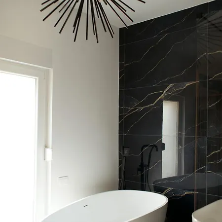 Lavandinaluxe App * 诺维·维诺多尔斯基