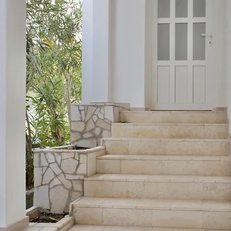 Lavandinaluxe App * 诺维·维诺多尔斯基